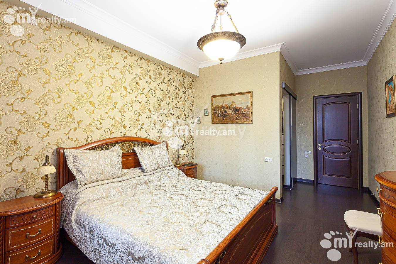 3 bedroom apartment for sale خیابان فوچیک, آچاپنیاک ایروان, 152996