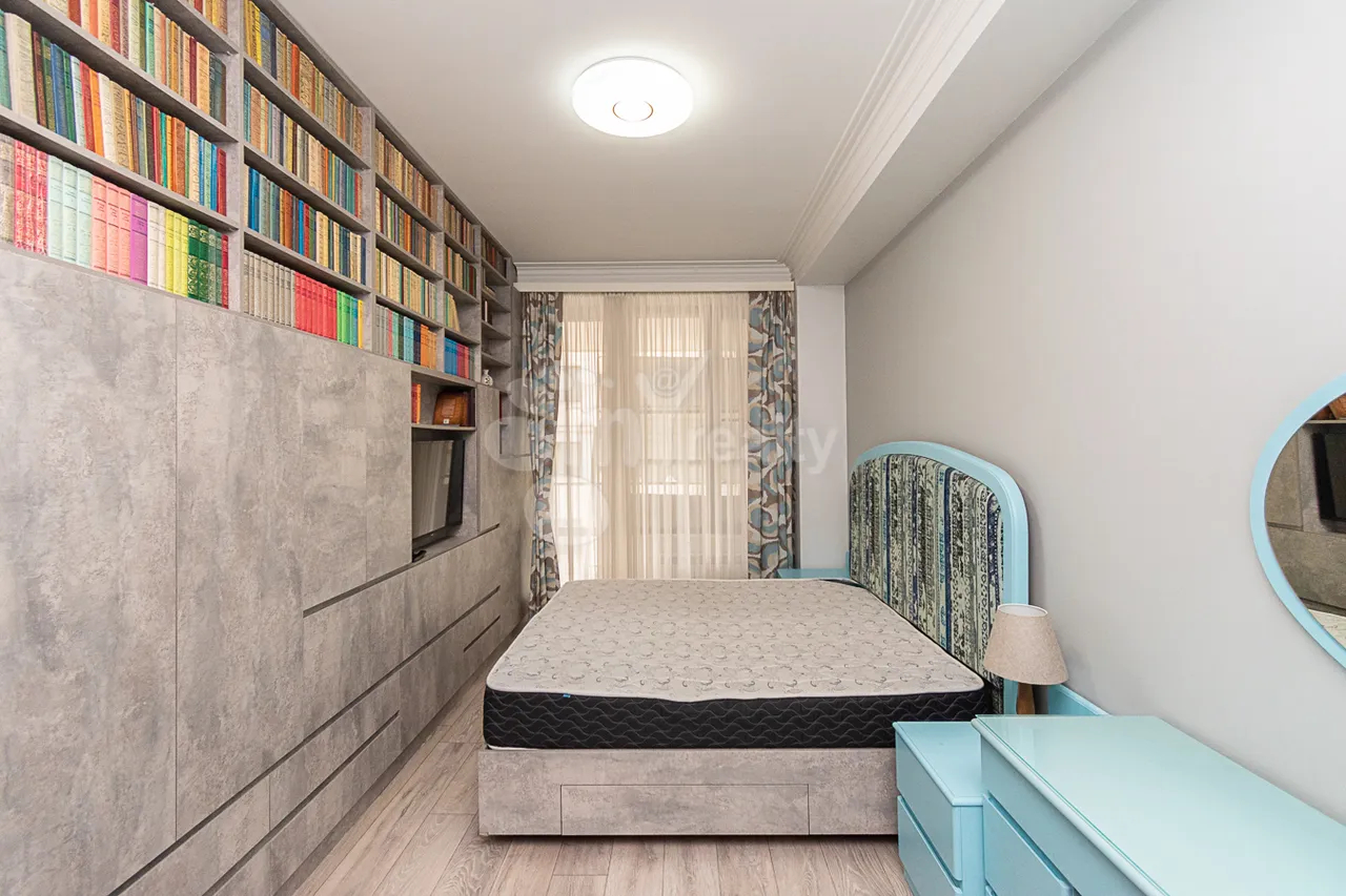 3 bedroom apartment for sale Antarayin, Rue Leonid Azgaldyan, Center Yerevan, 160270