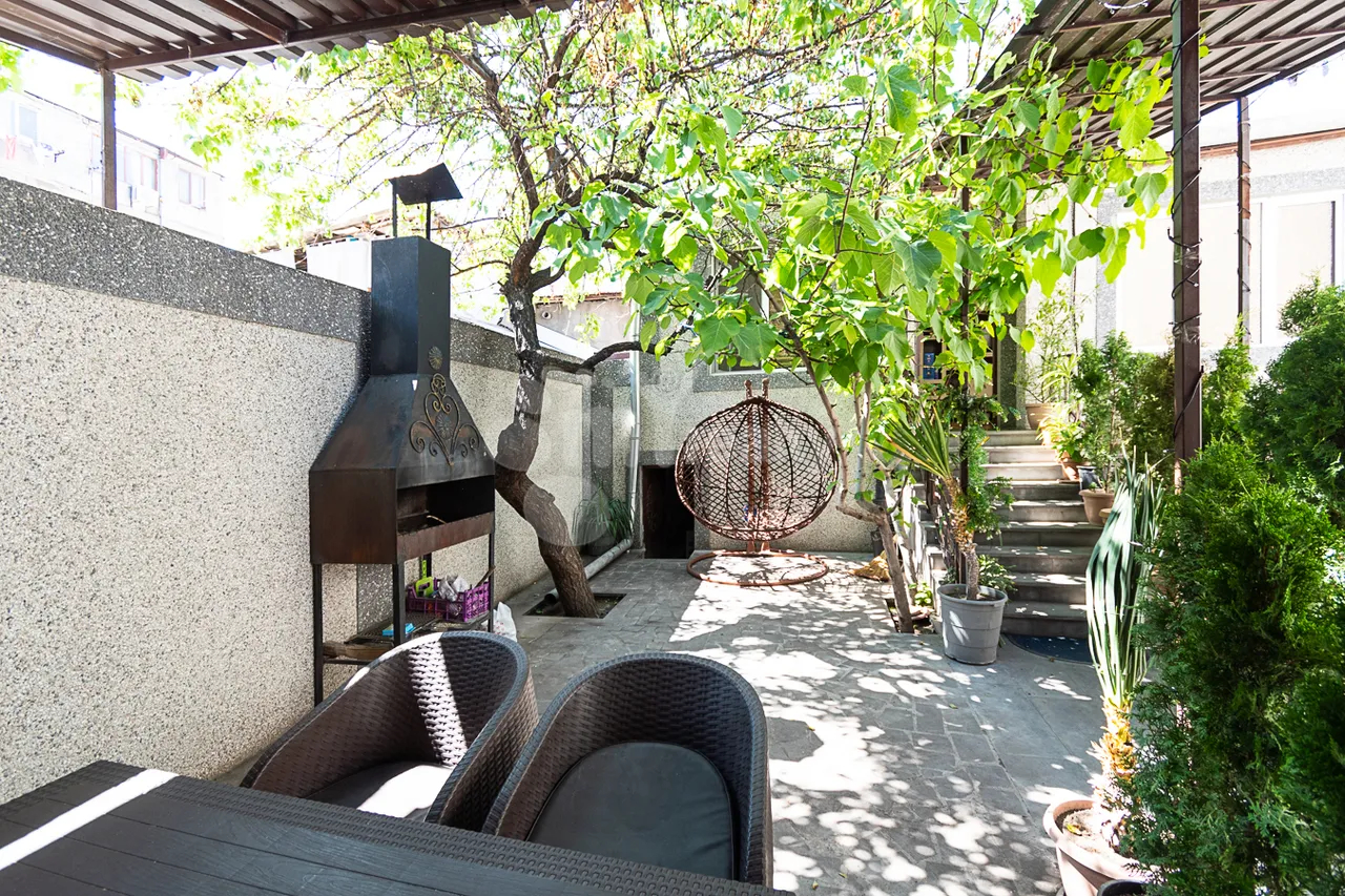 House for sale Aygektsi St, Arabkir Yerevan, 160600
