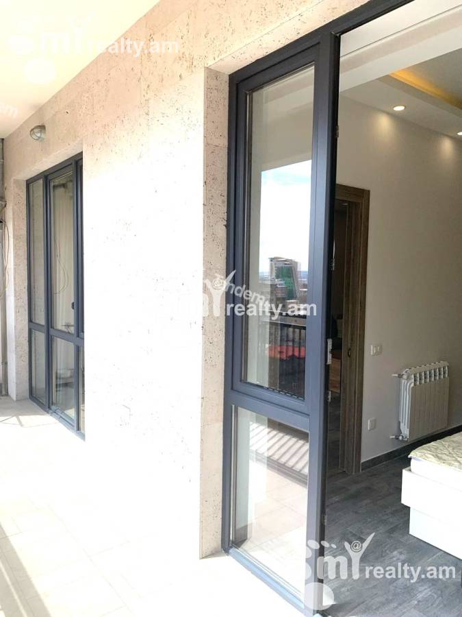 3 bedroom apartment for rent Koghbatsi St, Center Yerevan, 158580