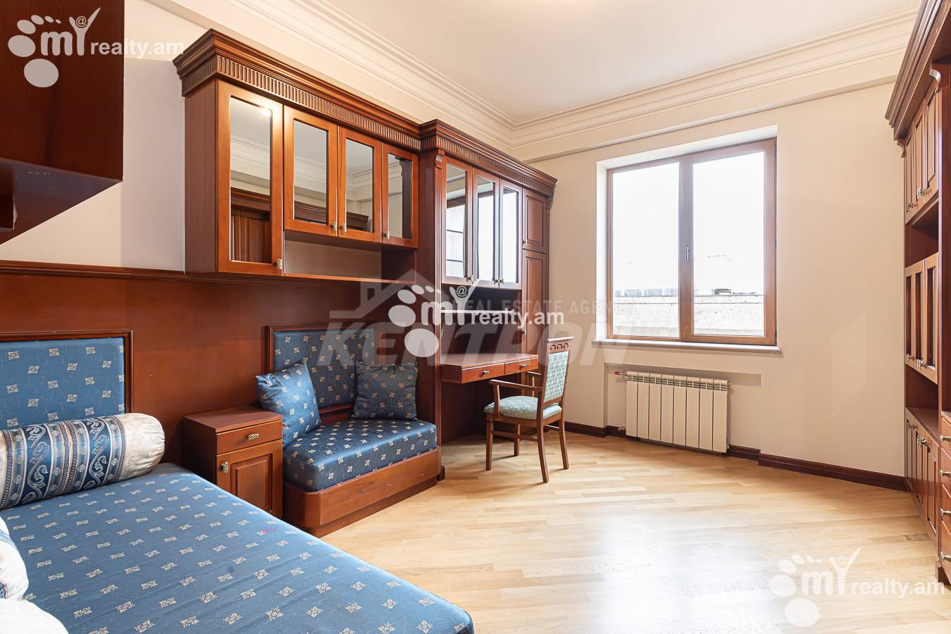 3 bedroom apartment for sale خیابان واردانانتس, مرکز شهر ایروان, 156881