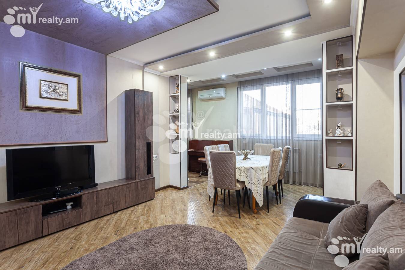 4 սենյականոց բնակարան  Պուշկինի փող, Կենտրոն Երևան, 154570