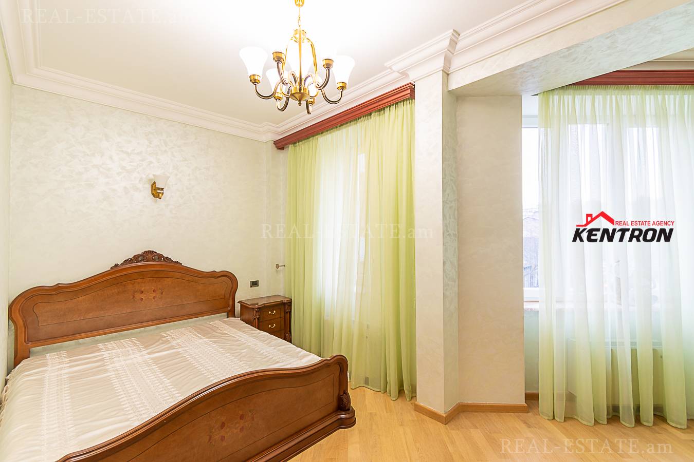 4 bedroom apartment for sale Abovyan St, Center Yerevan, 130137