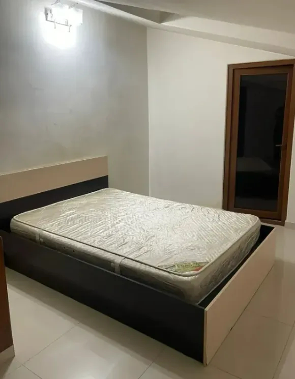 4 սենյականոց բնակարան վարձով Զաքյան փող, Կենտրոն Երևան, 159572