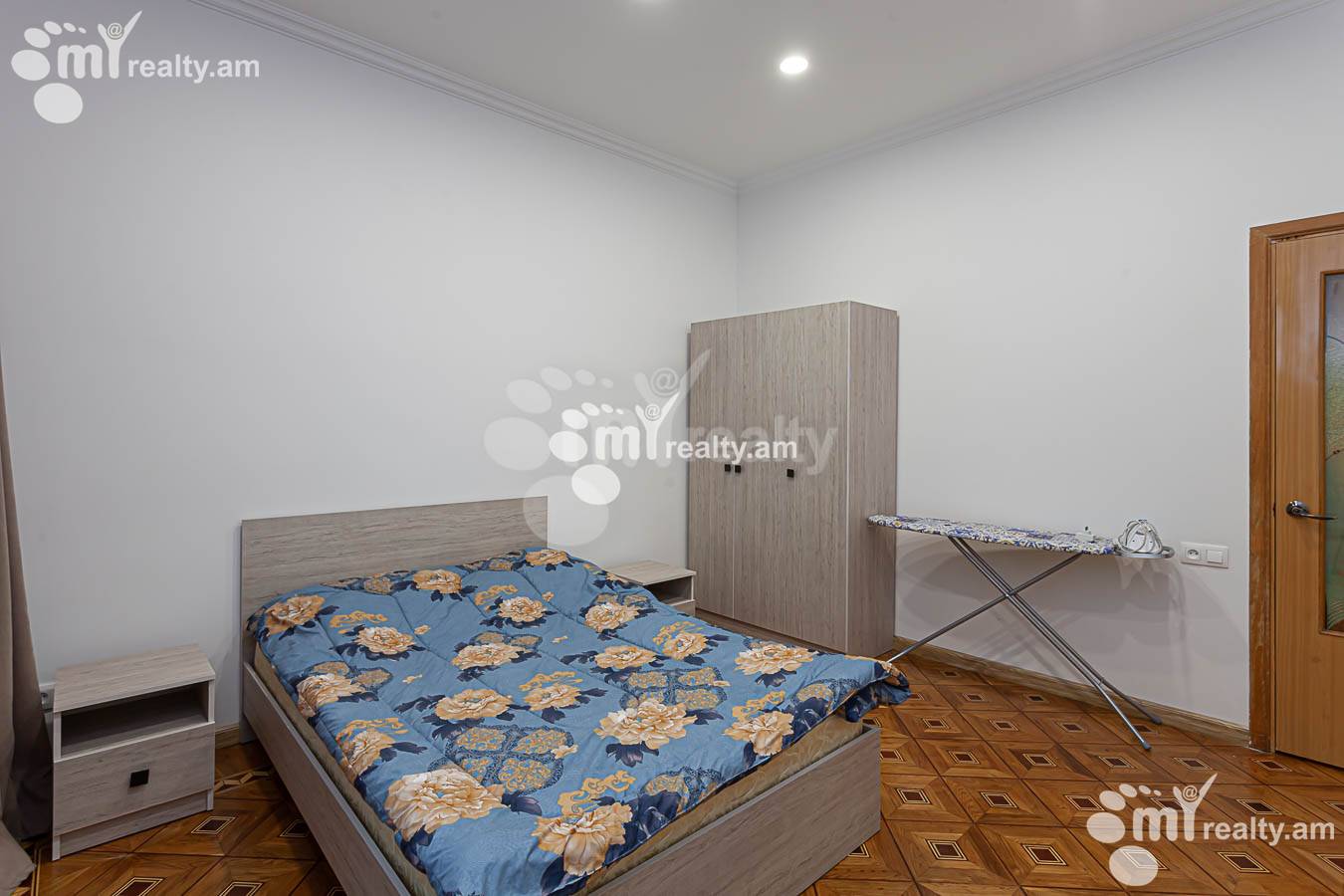 4 bedroom apartment for rent Mashtots Ave, Center Yerevan, 154255