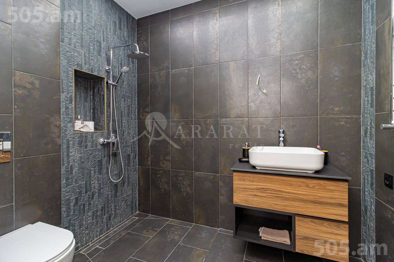 2 սենյականոց բնակարան  Ն. Տիգրանյան փող փակ, Արաբկիր Երևան, 149571