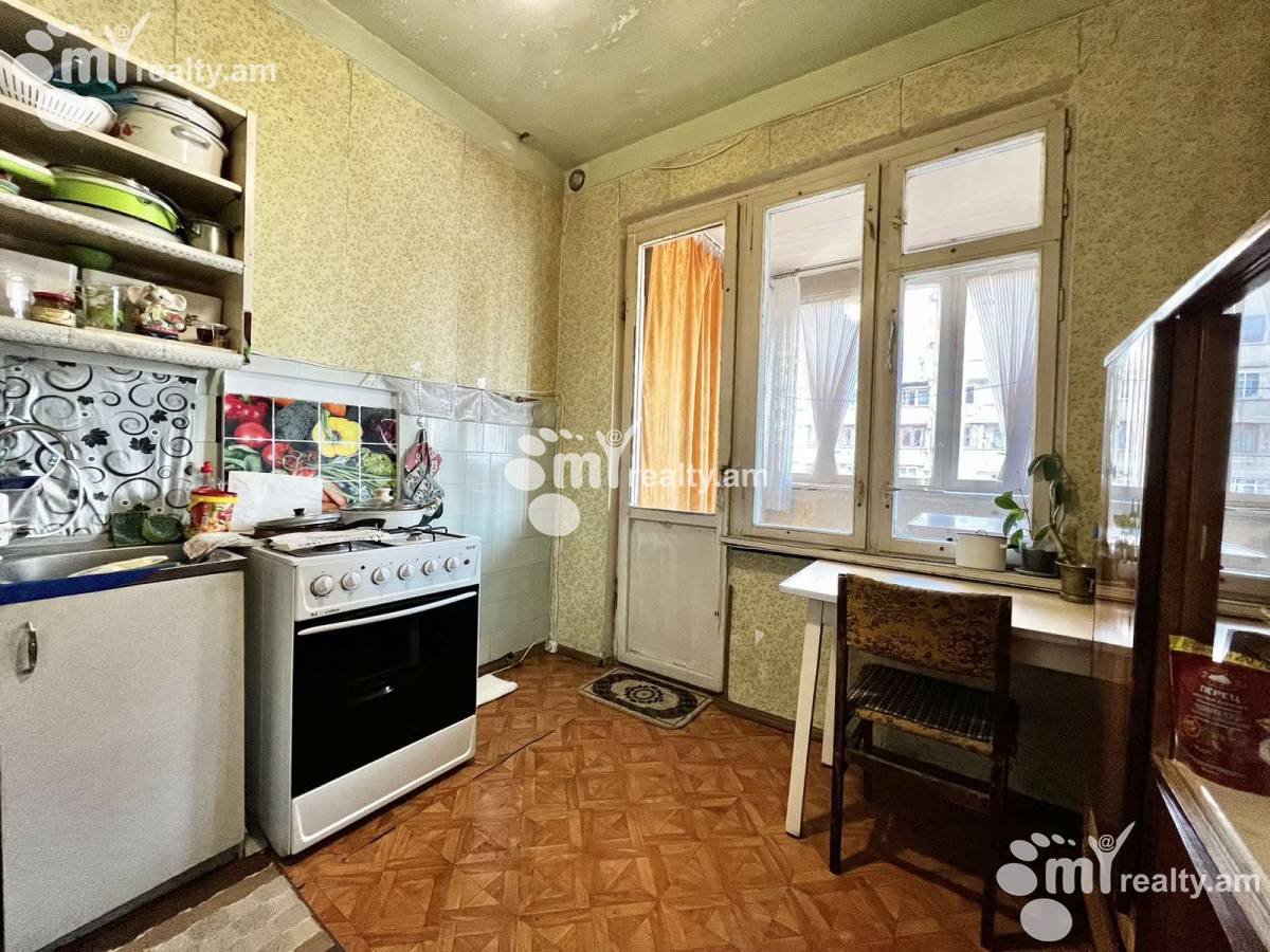 Купить 2 комнатную квартиру Амбардзумян ул, Арабкир Ереван, 129145