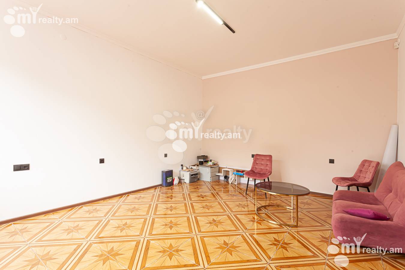 Commercial for sale خیابان Hasratian., آچاپنیاک ایروان, 155404