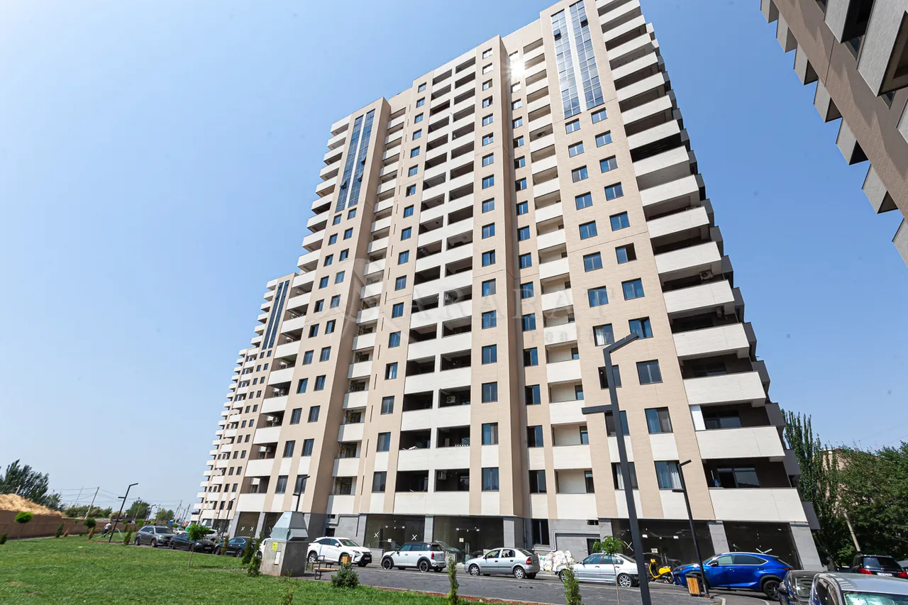 3 bedroom apartment for sale خیابان میکویان, داوتاشِن ایروان, 157185