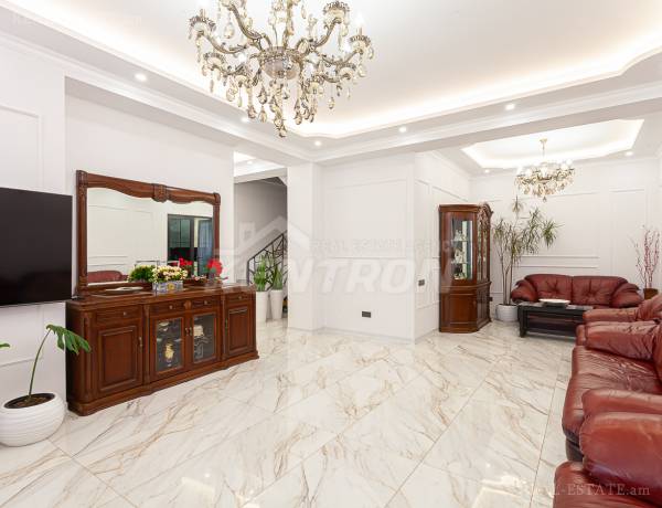 arandznatun-vacharq-Yerevan-Nor-Nork