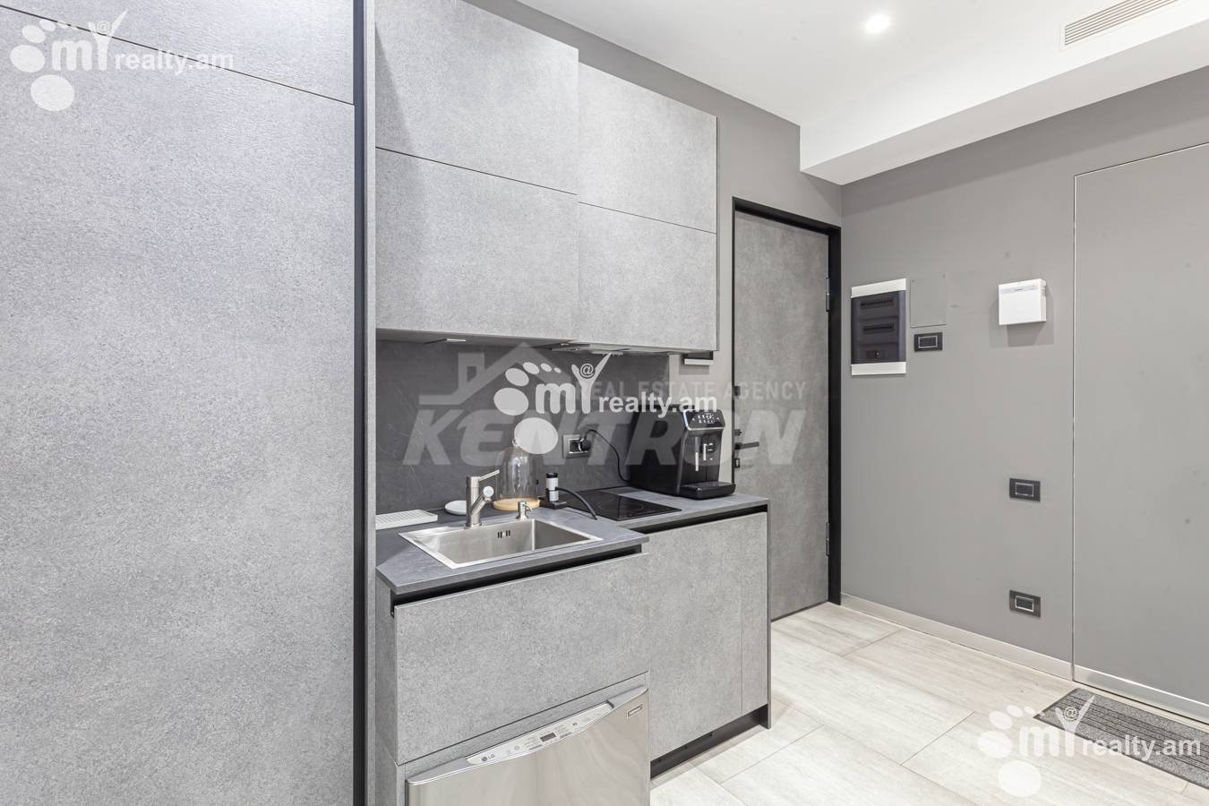 1 bedroom apartment for sale خیابان امیریان, مرکز شهر ایروان, 151824