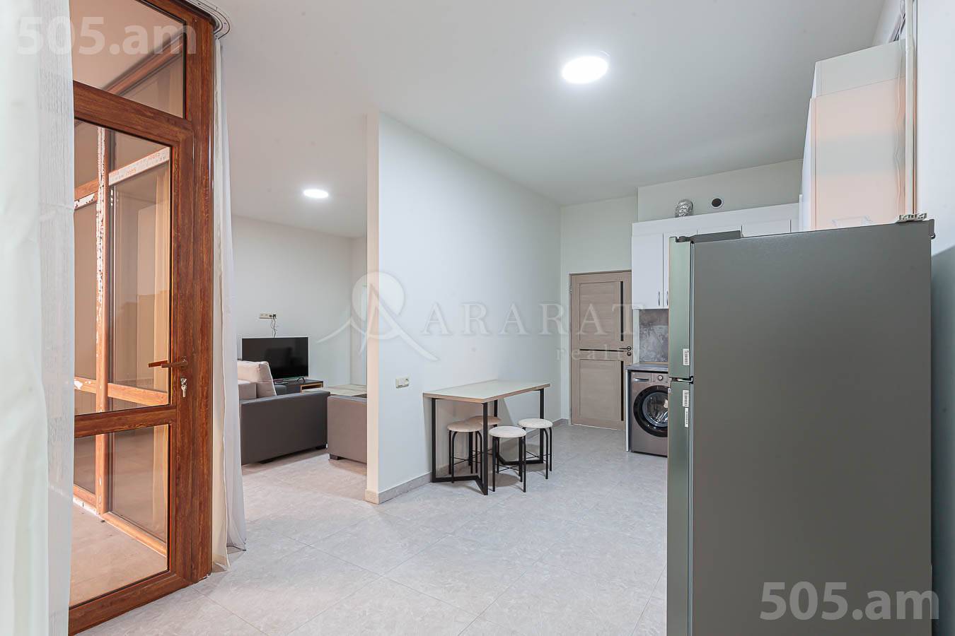 Снять 3 комнатную квартиру Аргишти ул, Центр Ереван, 154335