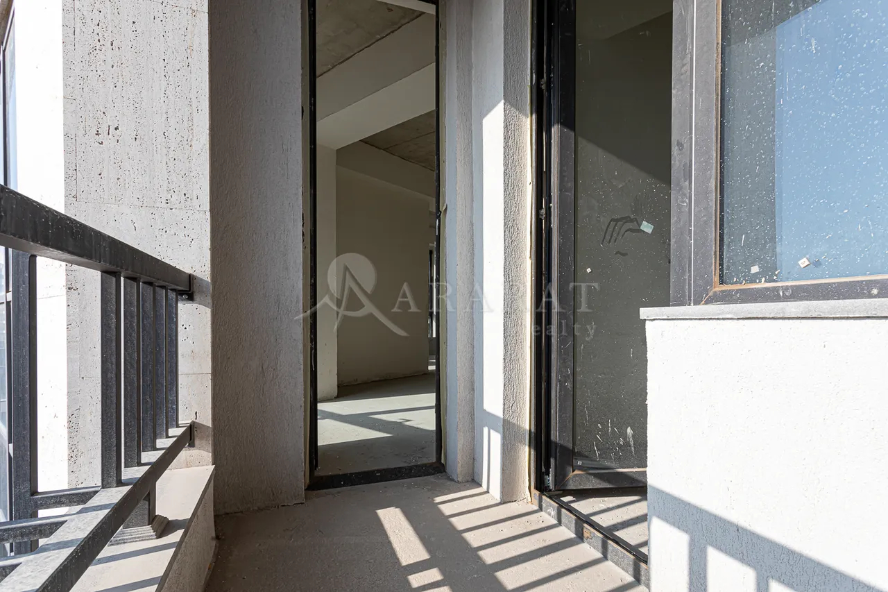 Купить 3 комнатную квартиру Ахбюр Сероб ул, Арабкир Ереван, 157851