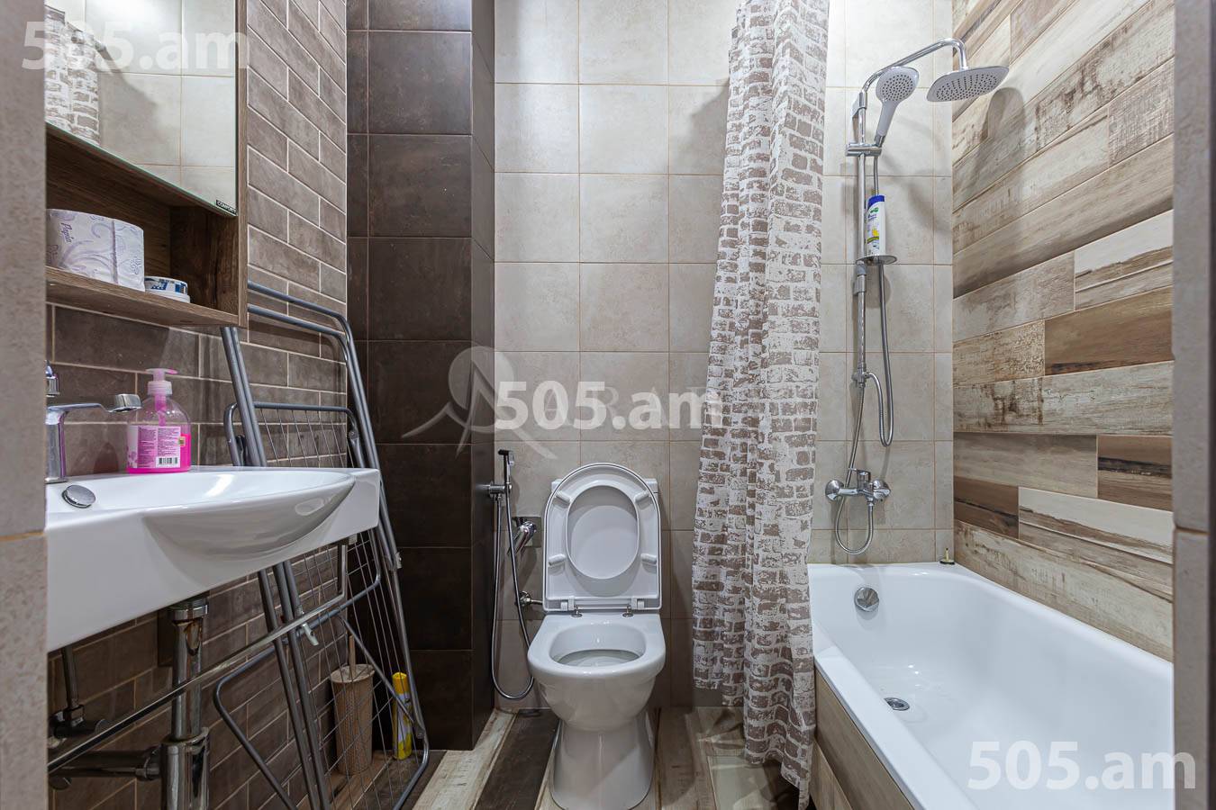 3 bedroom apartment for sale Mashtots Ave, Center Yerevan, 154379