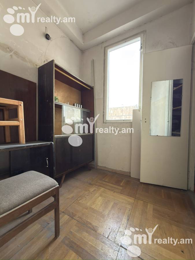 3 սենյականոց բնակարան  Ա. Ավետիսյան փող, Արաբկիր Երևան, 159655