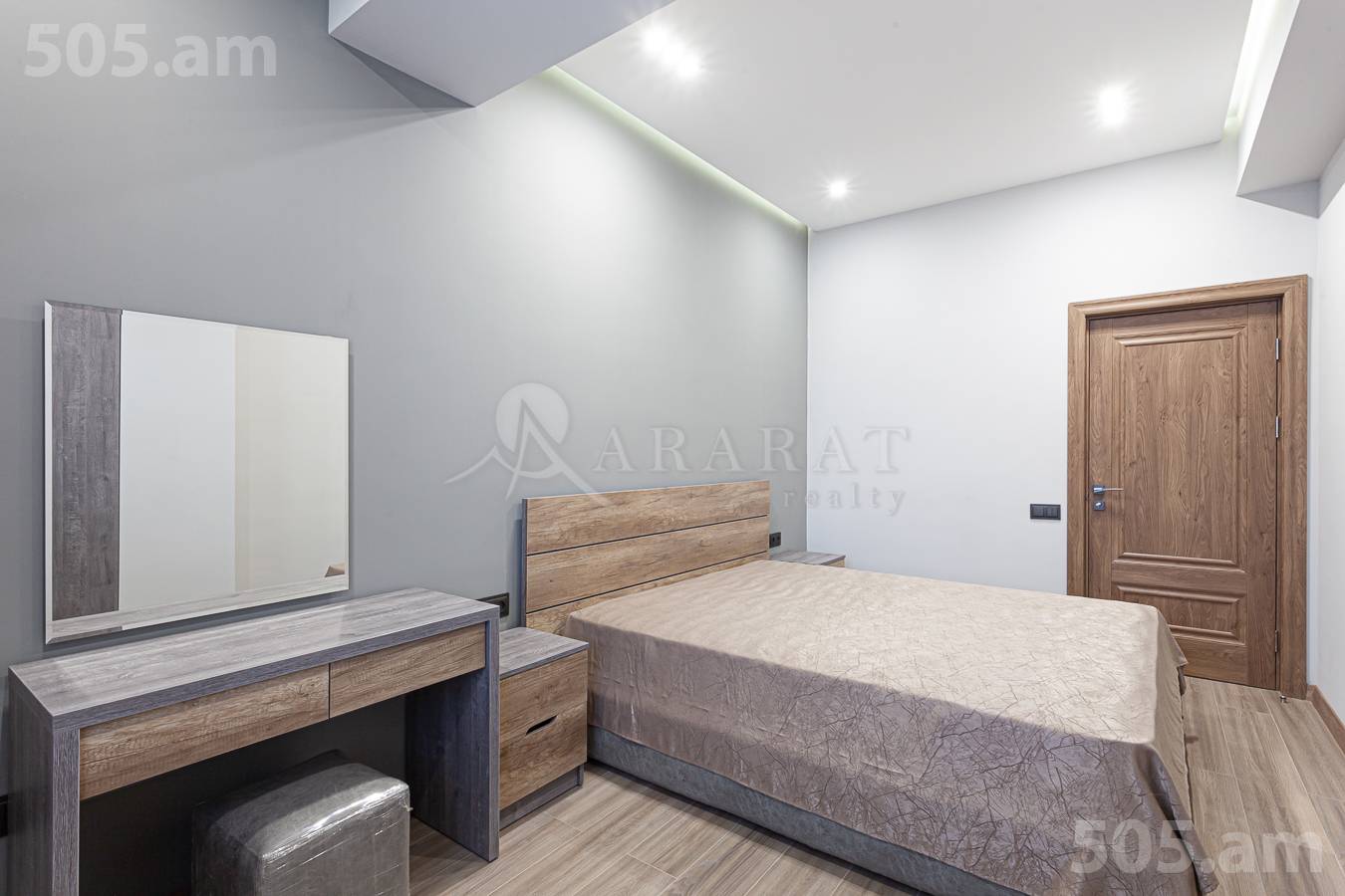 4 bedroom apartment for sale N. Tigranyan dead end, Arabkir Yerevan, 138723