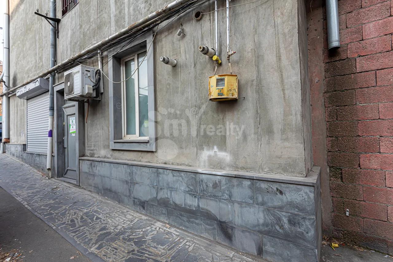 Commercial for sale خیابان آرشاکونیاک, مرکز شهر ایروان, 158542