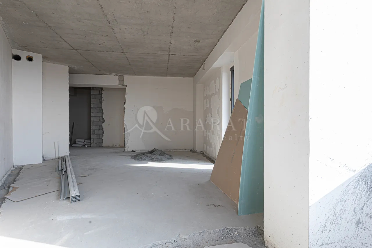 3 bedroom apartment for sale Antarayin St, Center Yerevan, 157900