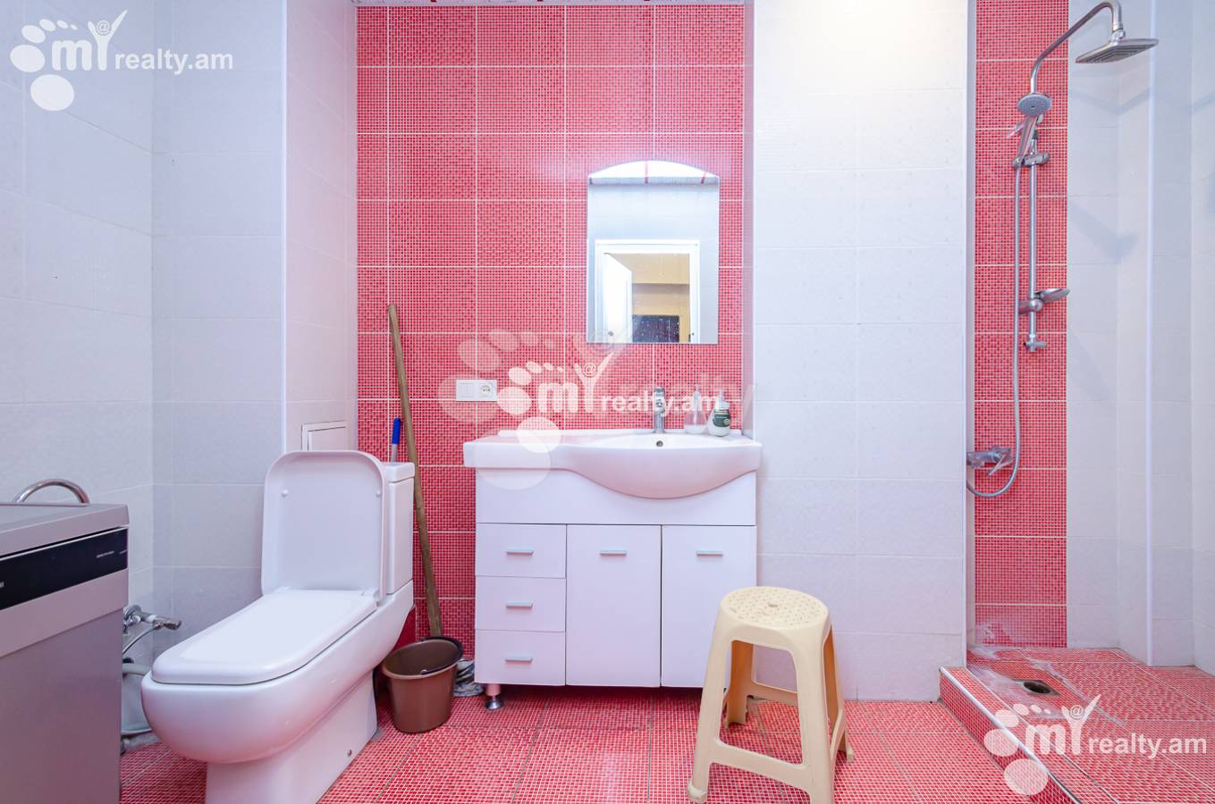 5 սենյականոց բնակարան  Օրբելի Եղբայրների փող, Արաբկիր Երևան, 154292