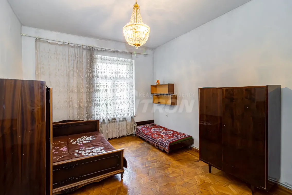 3 bedroom apartment for rent خیابان کاسیان, عربگیر ایروان, 159561