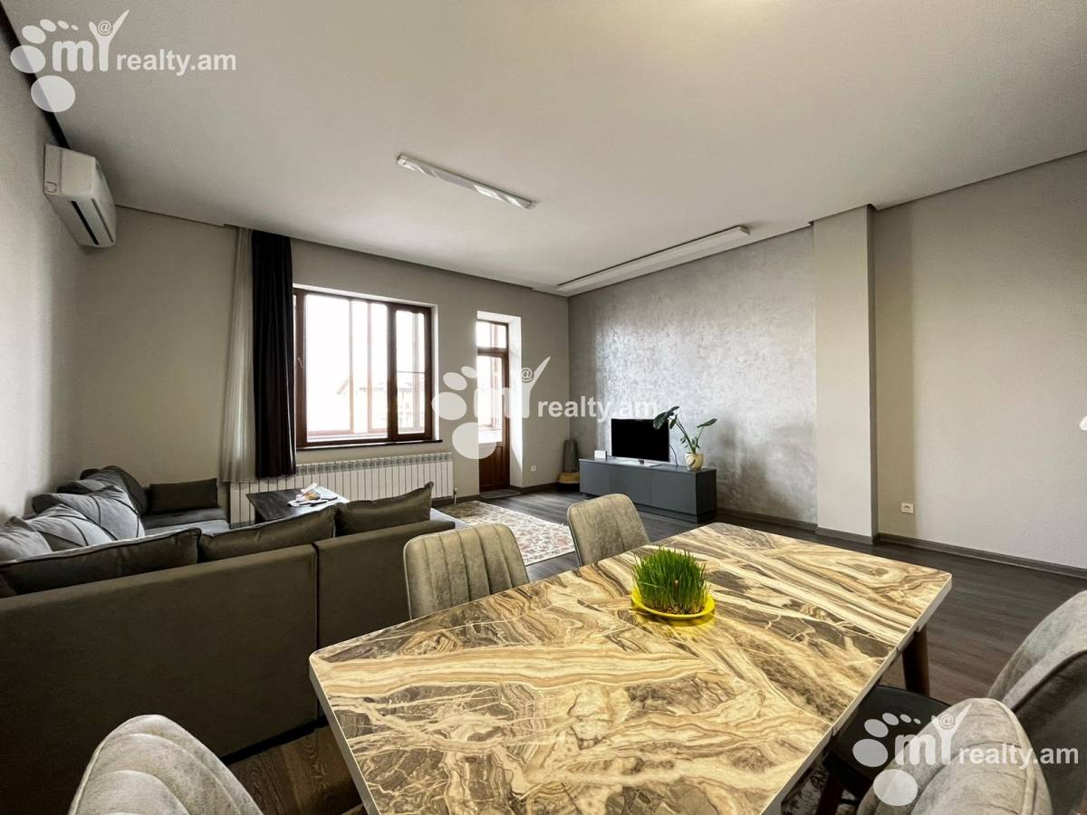 4 bedroom apartment for sale خیابان آزاتوتیان, عربگیر ایروان, 158123