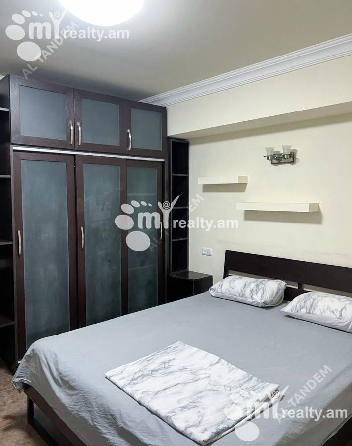 3 սենյականոց բնակարան  Բաղրամյան պող(Կենտրոն), Կենտրոն Երևան, 134100