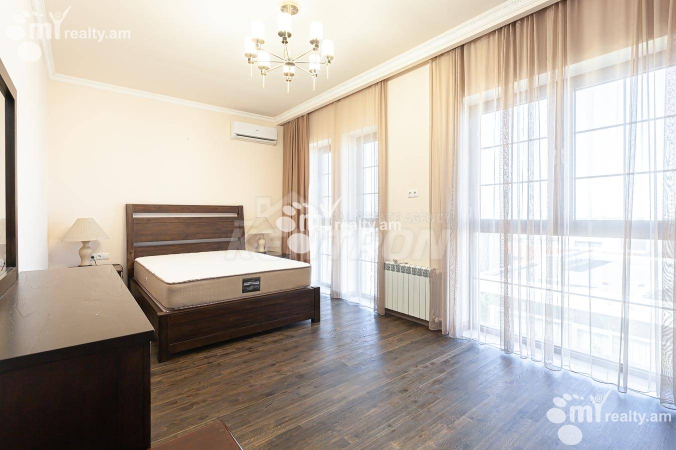 House for sale ناحیه V.., واهاگنی ایروان, 155104