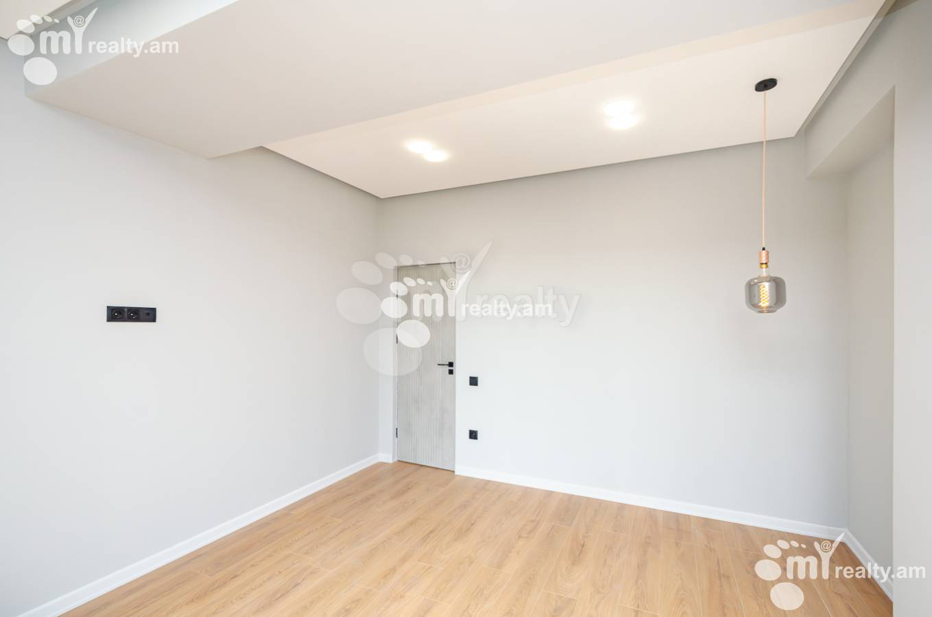 3 bedroom apartment for sale Sayat-Nova Ave, Center Yerevan, 149587