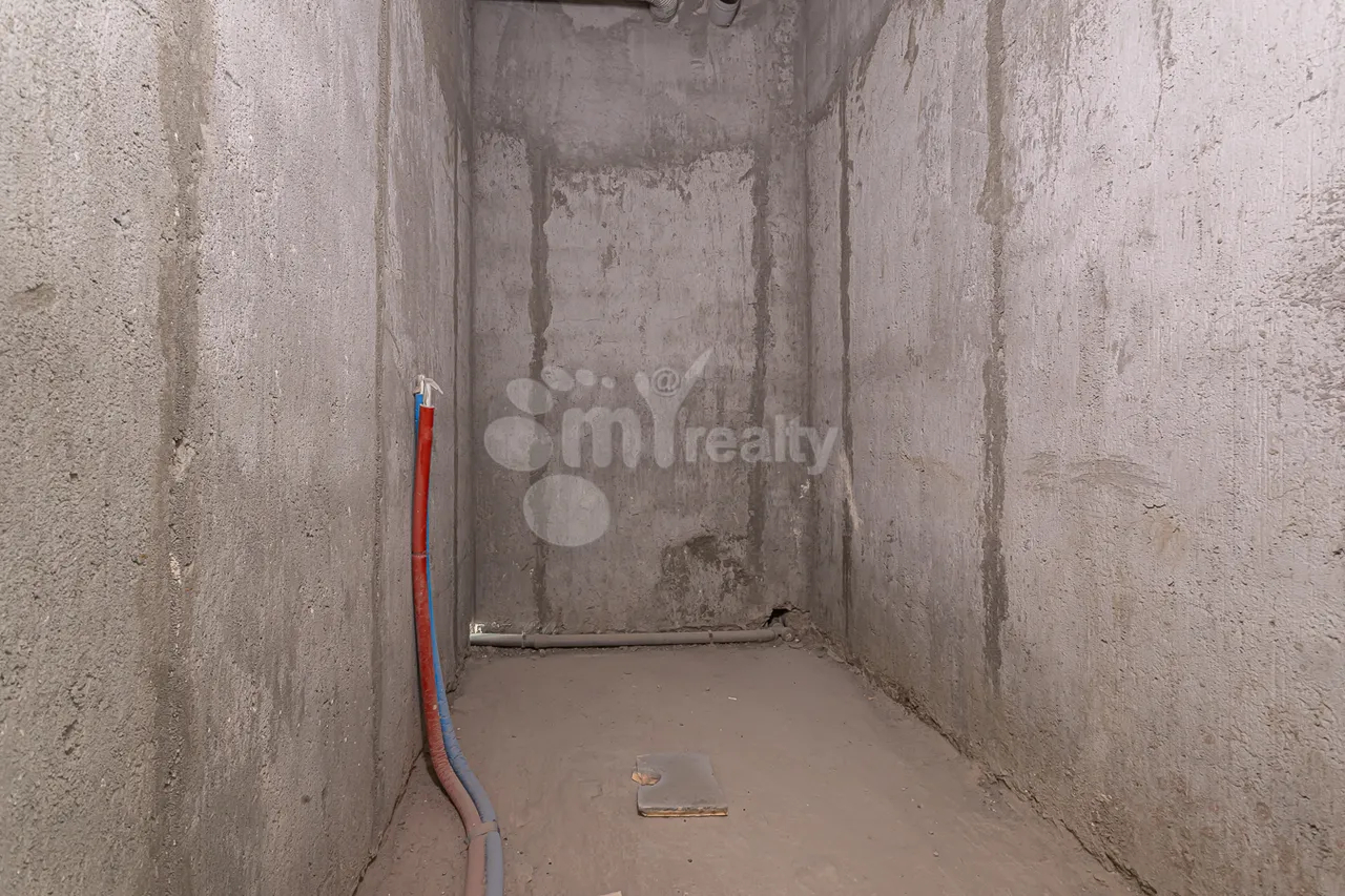 4 bedroom apartment for sale Gevorgyan st, Davtachène Yerevan, 159192