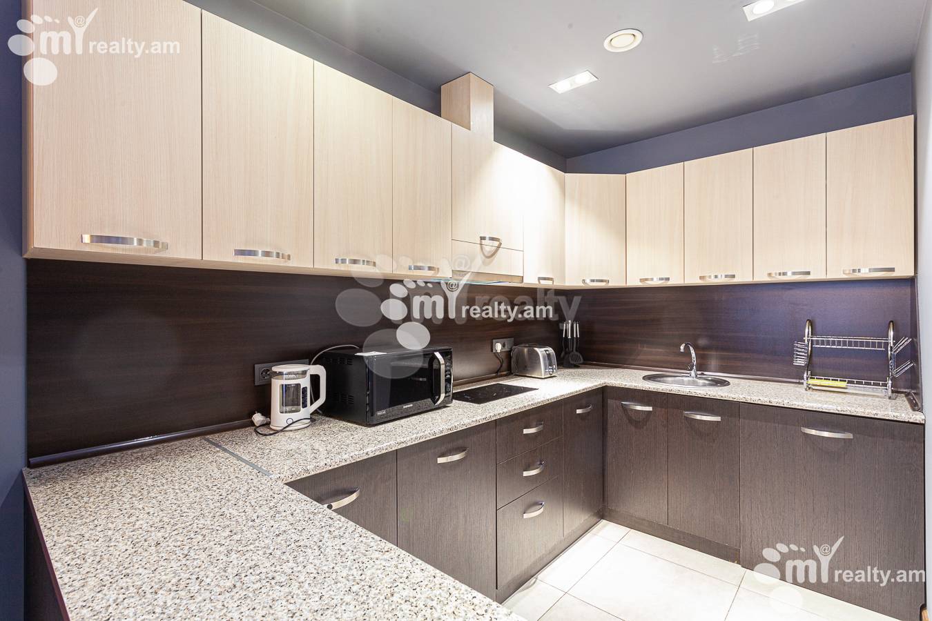 Снять 2 комнатную квартиру Бузанд ул, Центр Ереван, 151913