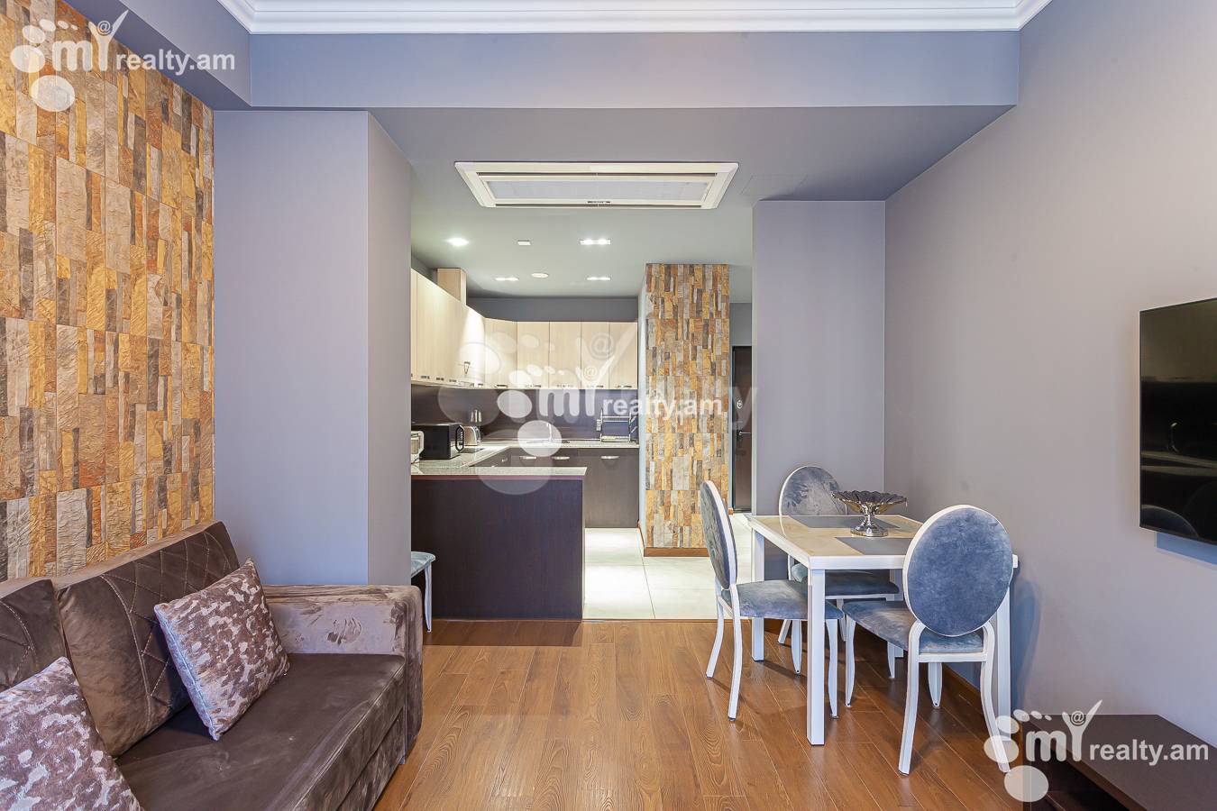 Снять 2 комнатную квартиру Бузанд ул, Центр Ереван, 151913