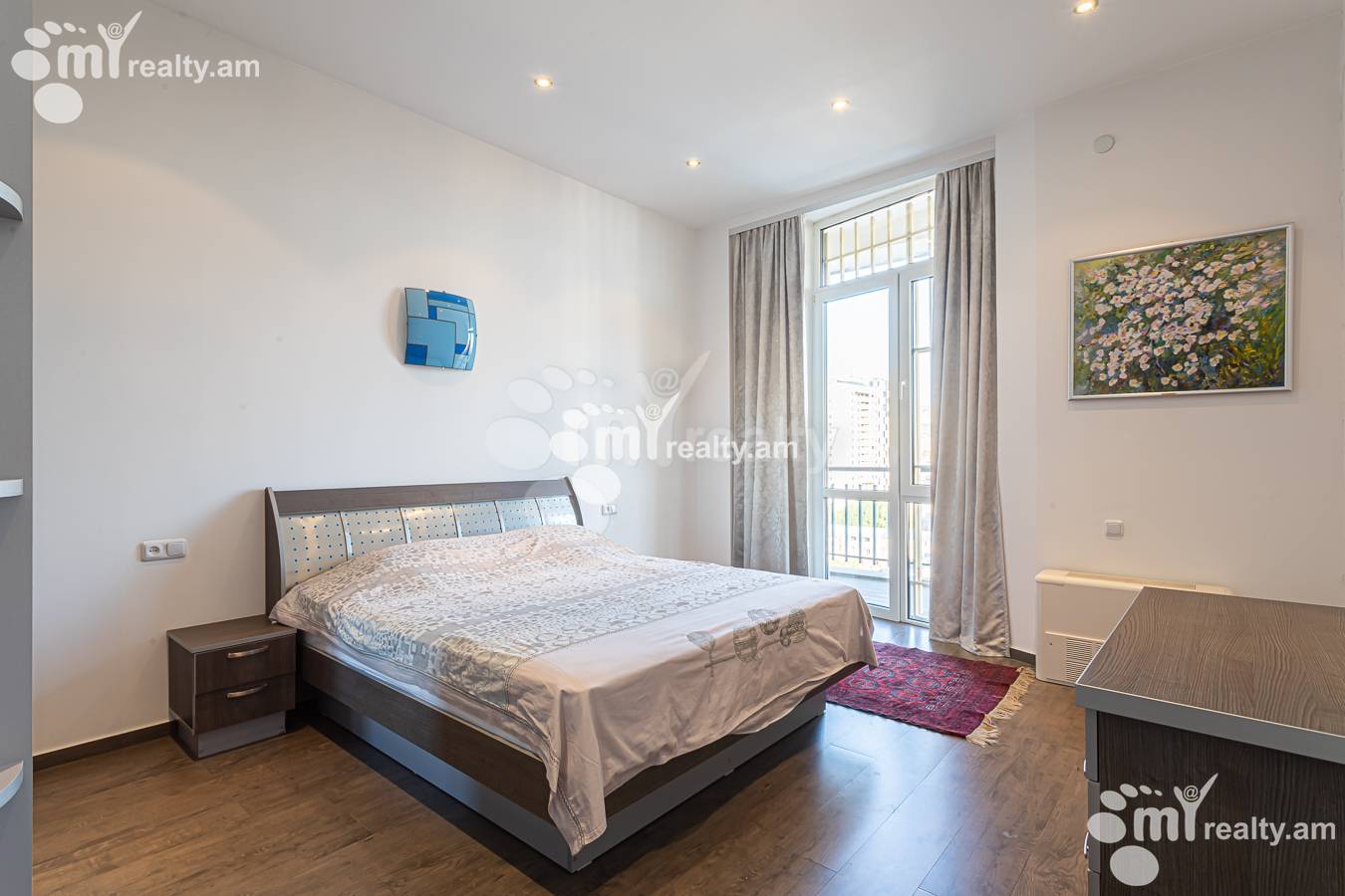 4 bedroom apartment for rent Aram St, Center Yerevan, 156863