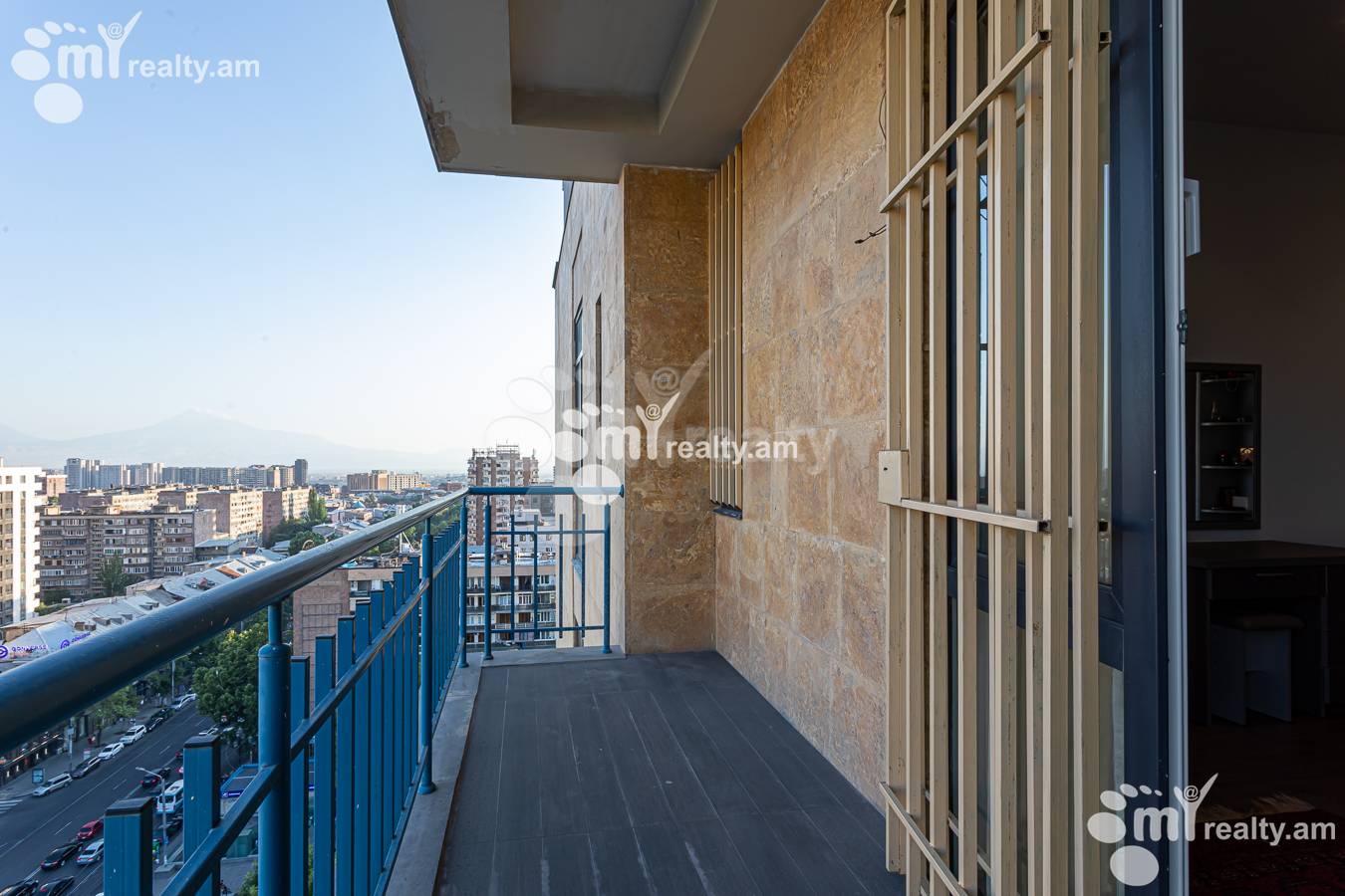 4 bedroom apartment for rent Aram St, Center Yerevan, 156863