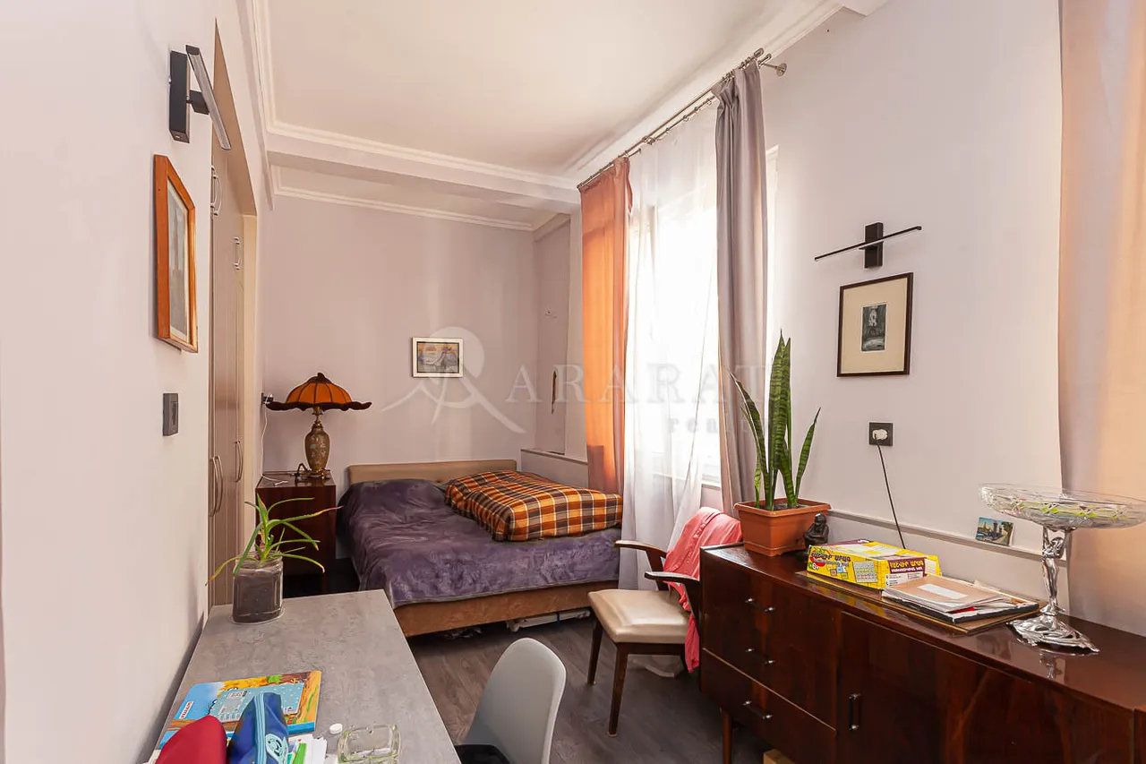 3 bedroom apartment for sale Pushkin St, Center Yerevan, 158165