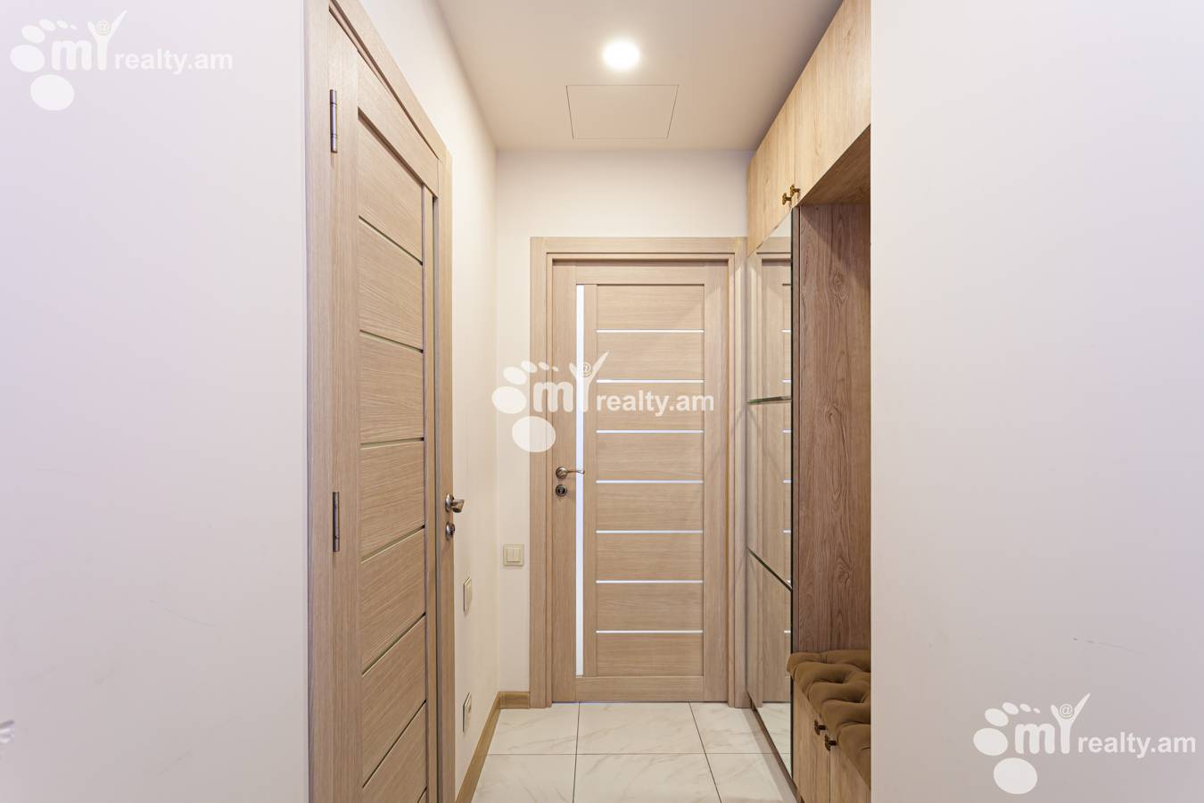 Снять 2 комнатную квартиру Кохбаци ул, Центр Ереван, 155057