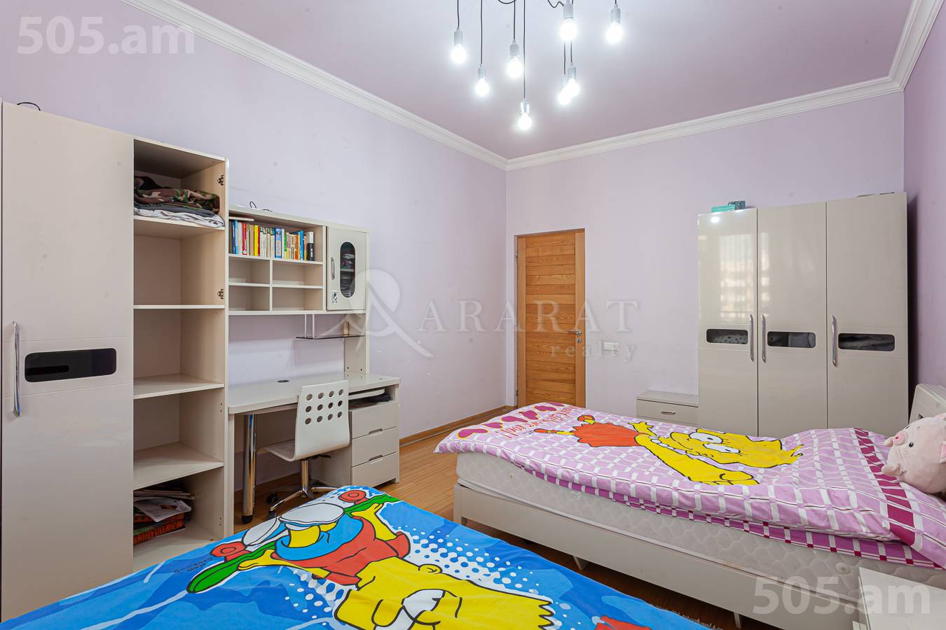 5 bedroom apartment for sale خیابان آرگیشتی, مرکز شهر ایروان, 154749