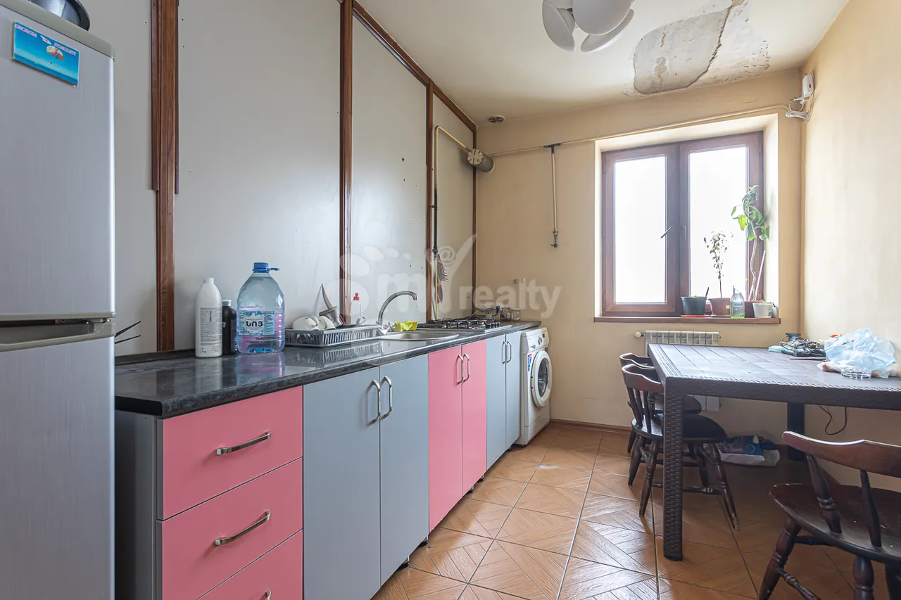 Commercial property for sale K. Ulnetsi St, Kanaqer-Zeytun Yerevan, 159202