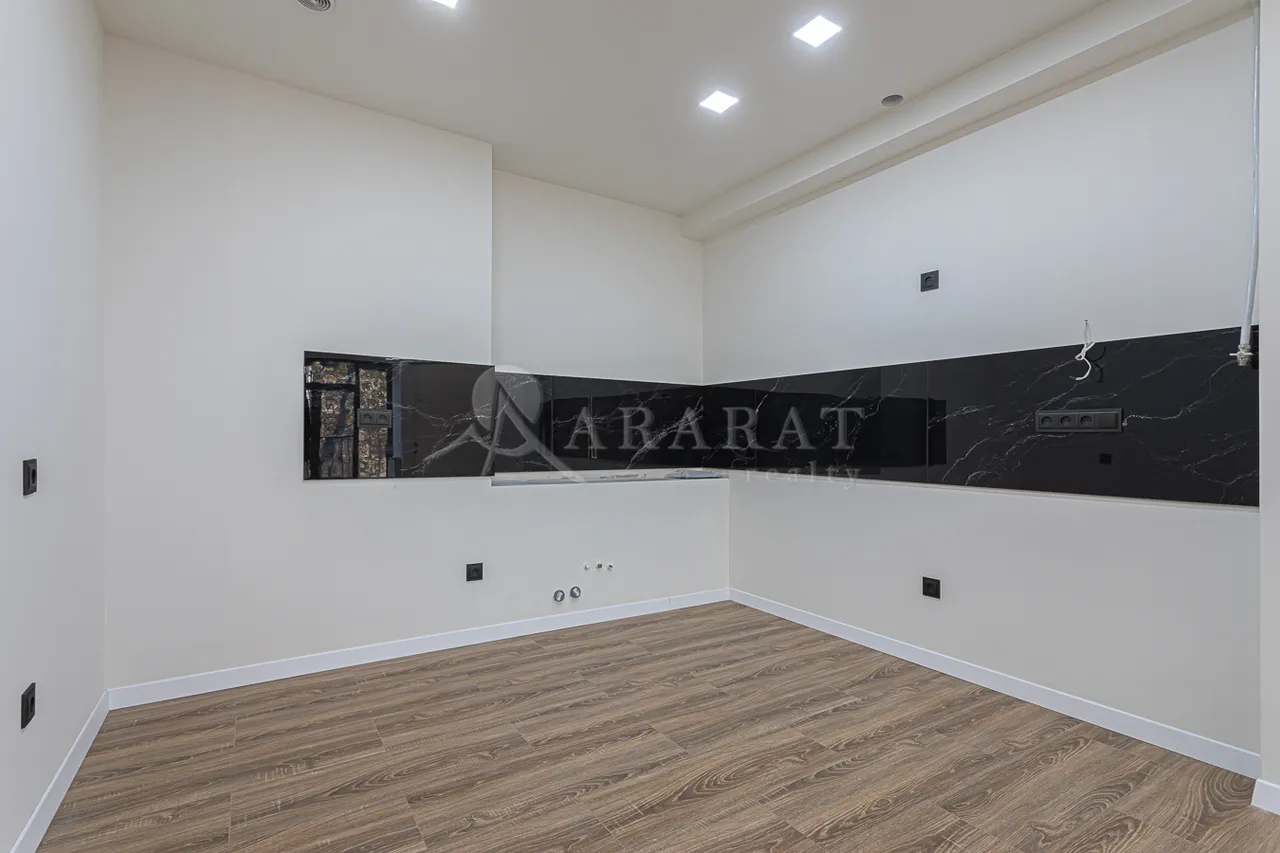 3 bedroom apartment for sale خیابان مالخاسیانتس, عربگیر ایروان, 157859