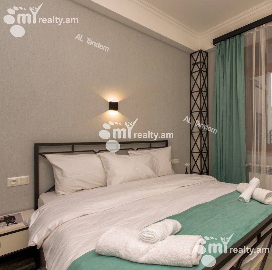 3 bedroom apartment for sale Yekmalyan St, Center Yerevan, 149055