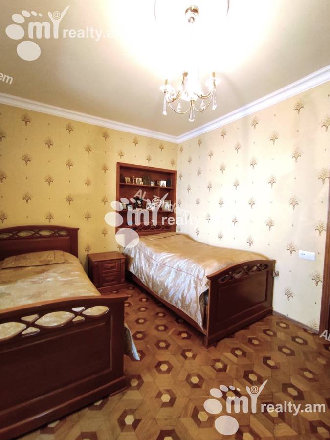 Купить 3 комнатную квартиру Азатутян пр, Арабкир Ереван, 126071