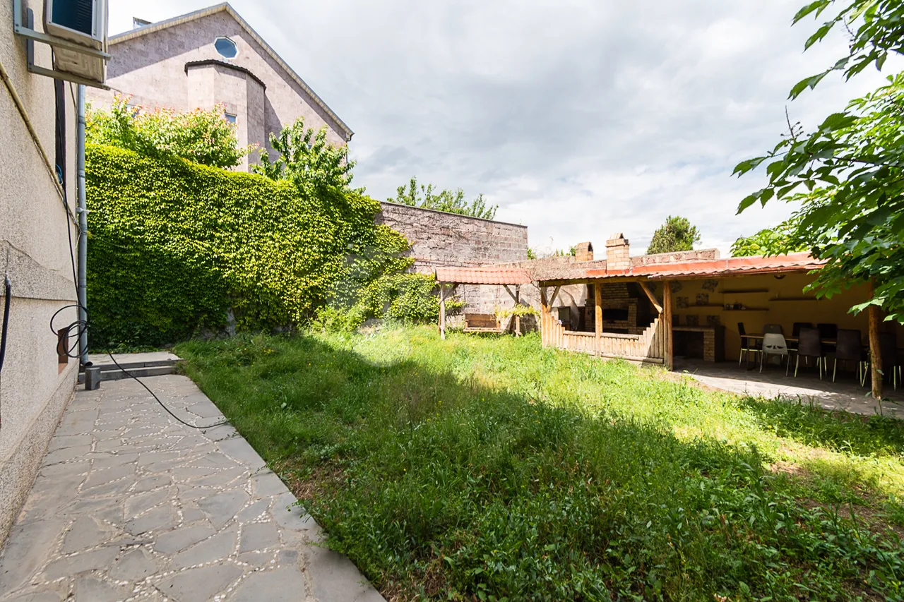 House for sale Melqumov St, Adjapnyak Yerevan, 160638