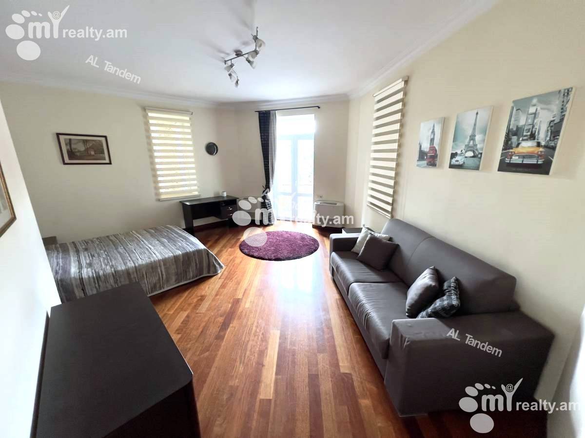 4 bedroom apartment for sale Northern (Hyusisayin)  Ave, Center Yerevan, 142696