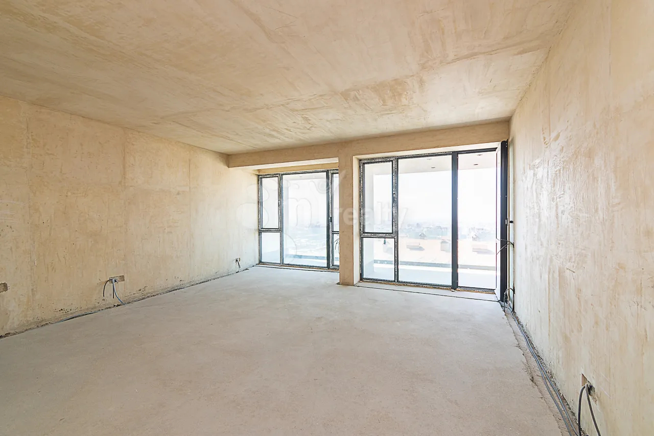5 bedroom apartment for sale انتاراین، خیابان گ.گاسپاریان, مرکز شهر ایروان, 161501