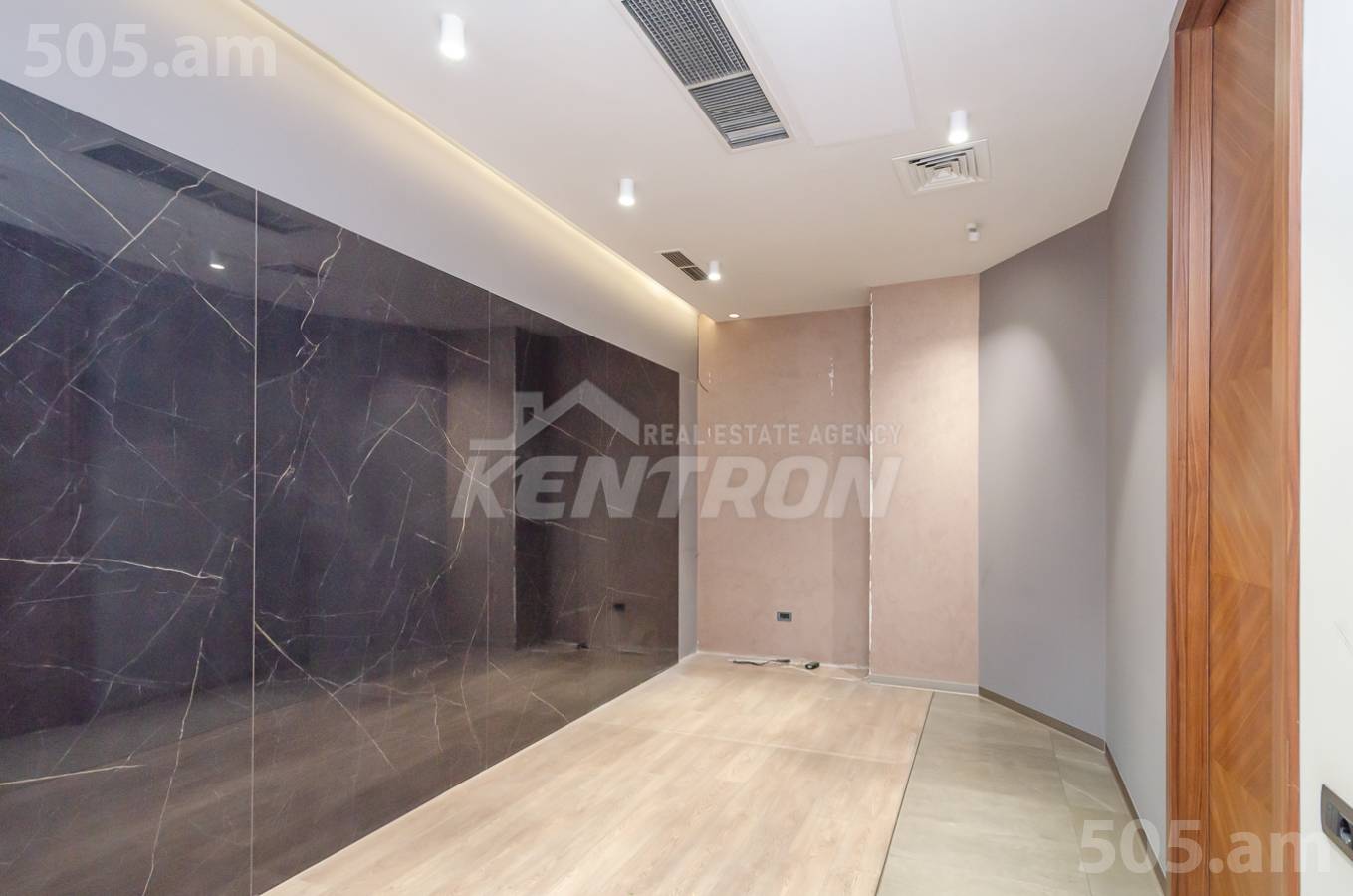 Снять коммерческoе помещение Арам ул, Центр Ереван, 150846