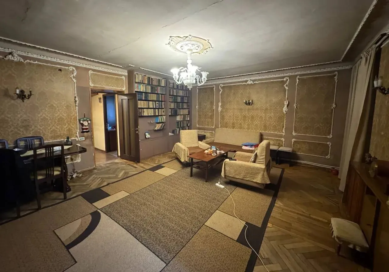 3 bedroom apartment for sale خیابان واهر. پاپازیان, عربگیر ایروان, 158560