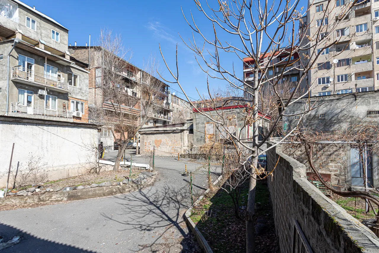 Commercial for sale خیابان ابوویان, مرکز شهر ایروان, 158522