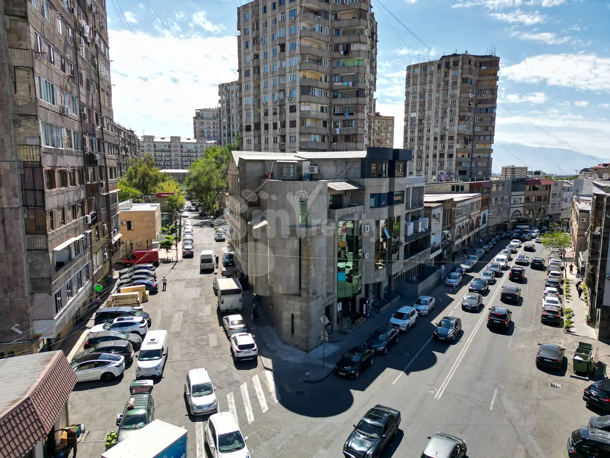 Կոմերցիոն տարածք  Ե. Քոչար փող, Կենտրոն Երևան, 161591