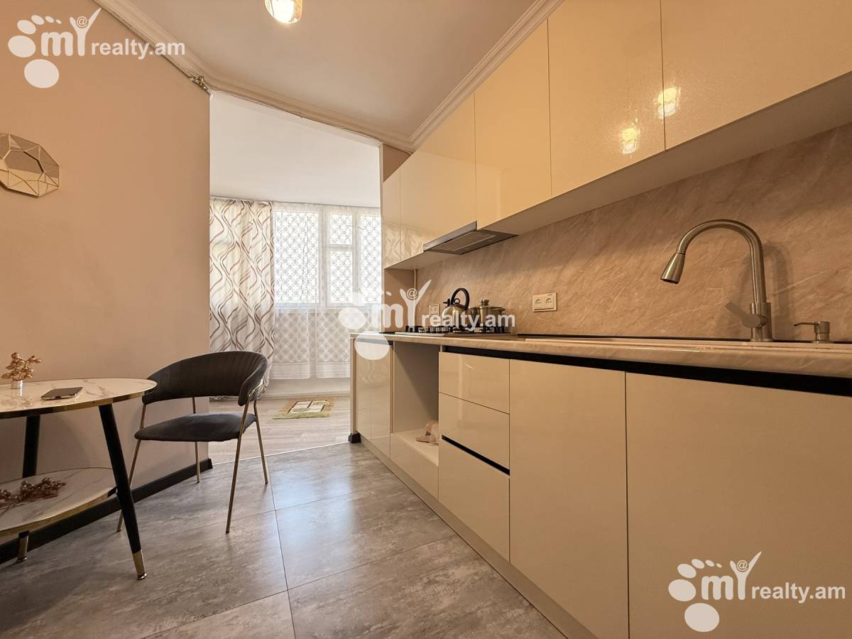 3 bedroom apartment for sale Norashen district, Adshapnjak Yerevan, 157194