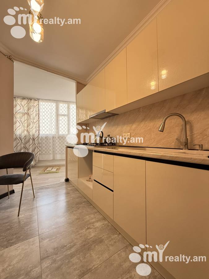 3 bedroom apartment for sale Norashen district, Adshapnjak Yerevan, 157194