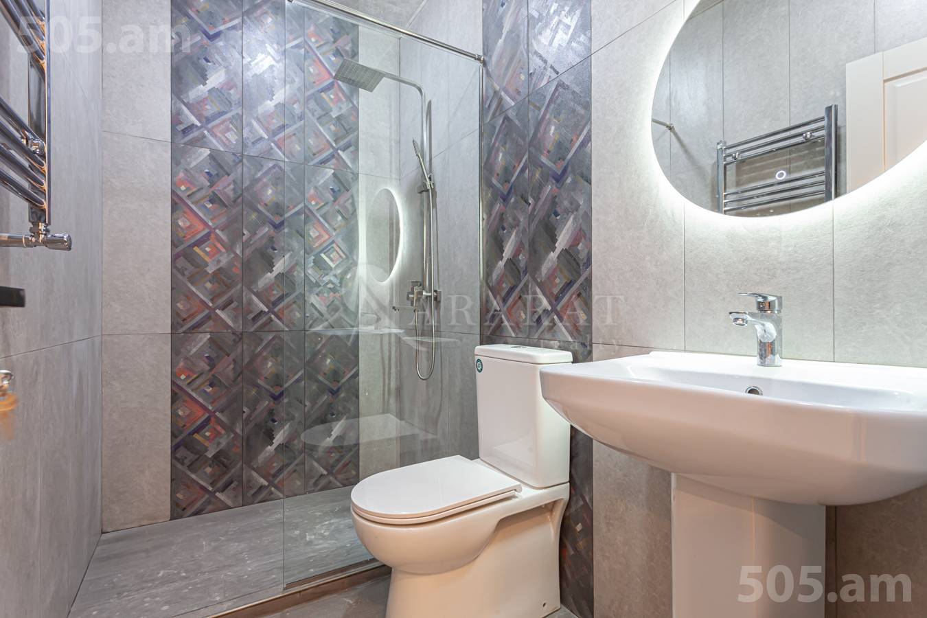 3 սենյականոց բնակարան  Նալբանդյան փող, Կենտրոն Երևան, 150610